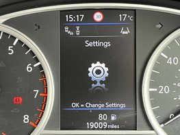 Nissan MICRA 1.0 Micra Tekna IG-T 5dr 29
