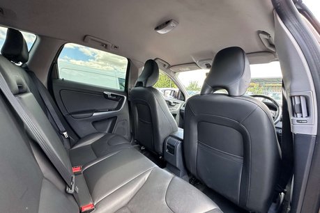 Volvo XC60 2.4 D4 SE Lux Nav SUV 5dr Diesel Auto AWD Euro 6 (s/s) (190 ps) 18