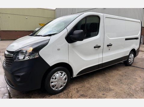 Vauxhall Vivaro 1.6 CDTi 2900 BiTurbo Panel Van 5dr Diesel Manual L2 H1 Euro 6 (s/s) (125 p 17