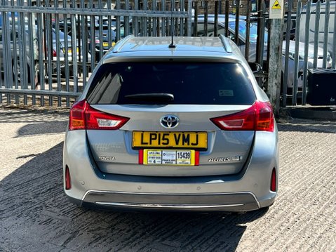 Toyota Auris VVT-I ICON PLUS 22