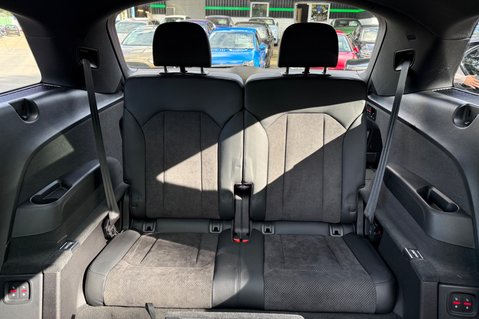 Audi Q7 TDI QUATTRO S LINE - ONE OWNER - PAN ROOF  55