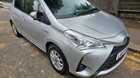 Toyota Yaris 1.5 VVT-h Icon Tech E-CVT Euro 6 (s/s) 5dr 9