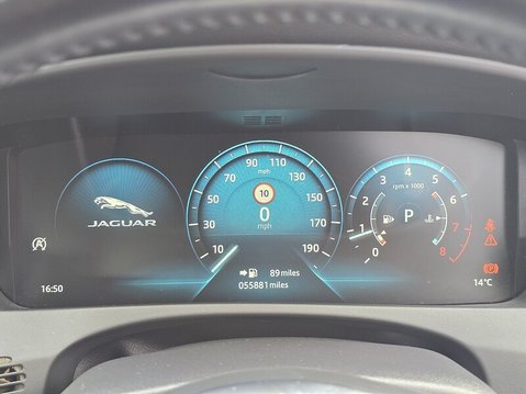 Jaguar XE R-SPORT INGENIUM AWD 28