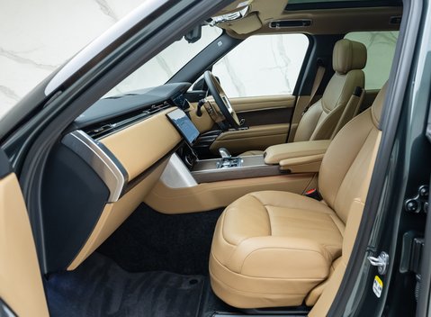 Land Rover Range Rover P440e HSE 15