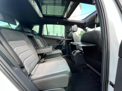 Volkswagen Tiguan R LINE TDI BMT 4MOTION DSG 62