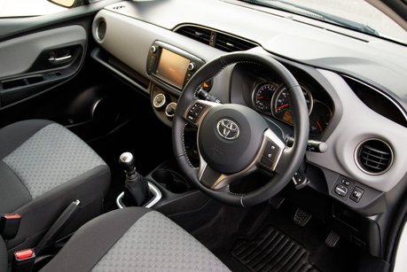Toyota Yaris VVT-I ICON
