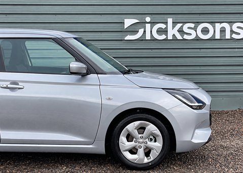 Suzuki Swift 1.2 Mild Hybrid Motion 3