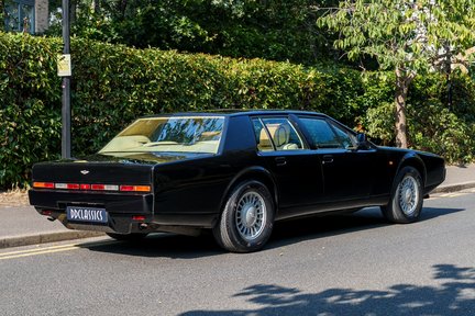 Aston Martin Lagonda Series IV 3