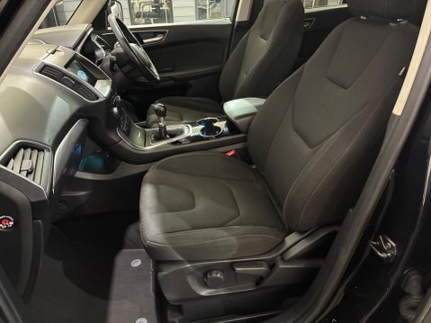 Ford S-Max 2.0 TDCi Titanium Sport Euro 6 (s/s) 5dr 43