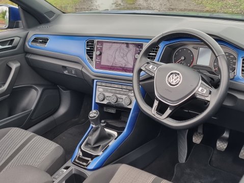 Volkswagen T-Roc DESIGN TSI EVO 28