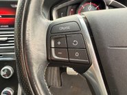 Volvo XC60 D4 R-DESIGN LUX NAV AWD 12