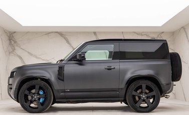 Land Rover Defender V8 CARPATHIAN EDITION 3