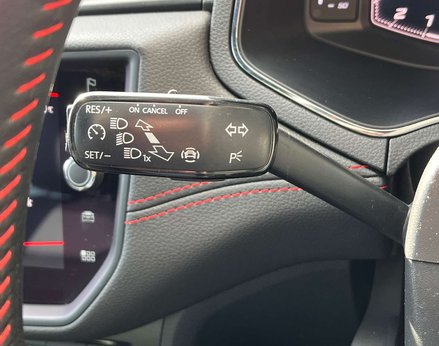 SEAT Arona 1.0 Arona FR Sport TSi Semi-Auto 5dr 68