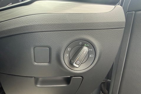 Skoda Superb SE L TDI DSG - FULL SKODA SERVICE HISTORY - 8 SERVICES 34