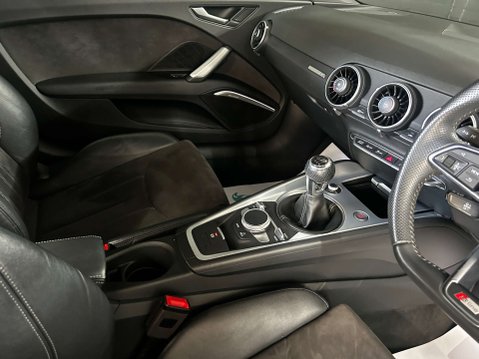 Audi TT 1.8 TT Black Edition TFSI 3dr 57