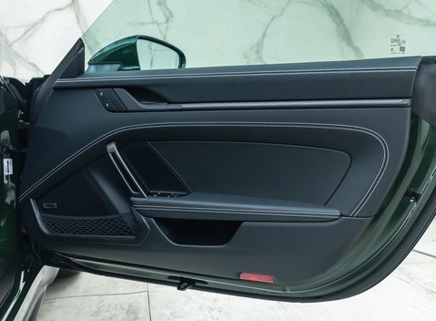 Porsche 911 GT3 TOURING (992.2) 32