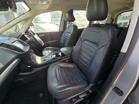 Ford Galaxy TITANIUM ECOBLUE 15