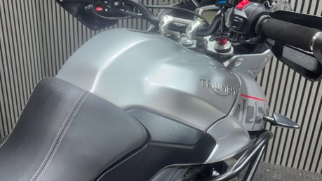 Triumph Tiger SPORT 2017 ONLY 14K TINTED SCREEN MOT MAY 2027 12