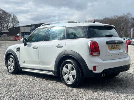 Mini Countryman 2.0 Countryman Cooper D ALL4 Auto 4WD 5dr 6