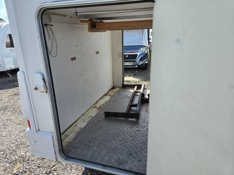 Autocruise Starblazer Motor Home 16