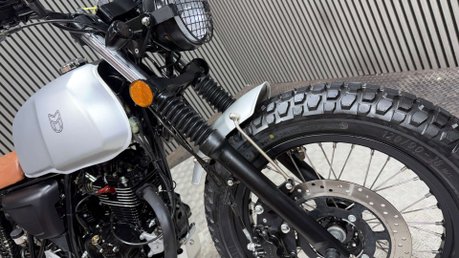 Mutt Akita 2020 ONLY 1K VERY CLEAN EXAMPLE MOT OCTOBER 2027 125CC 35