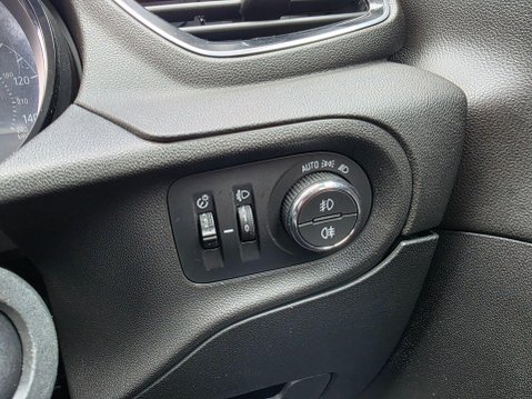 Vauxhall Grandland X 1.5 Turbo D BlueInjection SE Euro 6 (s/s) 5dr 18