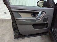 Land Rover Discovery Sport 2.0 Discovery Sport R-Dynamic SE D Auto 4WD 5dr 58