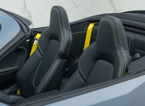 Porsche 911 Turbo S CABRIOLET (992) 40