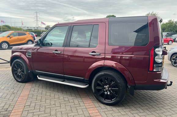Land Rover Discovery SDV6 SE AUTO 7 SEATER 13