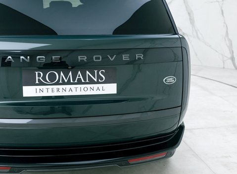 Land Rover Range Rover D350 Autobiography LWB 7 Seater 22