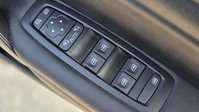 Renault Megane 1.3 TCe Iconic Sport Tourer 5dr Petrol EDC Euro 6 (s/s) (140 ps) 18