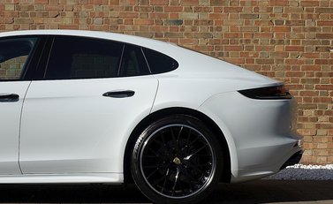 Porsche Panamera 4S 19