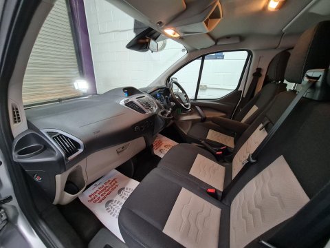 Ford Tourneo Custom 2.0 310 EcoBlue Titanium L1 Euro 6 (s/s) 5dr 35