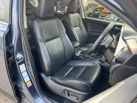 Toyota Rav 4 D-4D INVINCIBLE 3