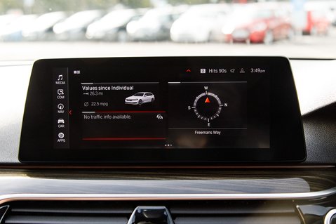 BMW 5 Series 520D XDRIVE SE TOURING 17