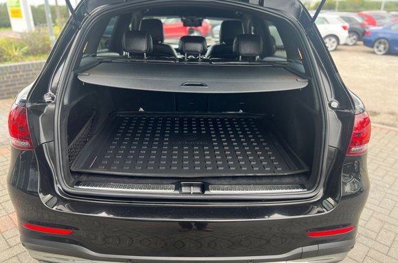 Mercedes-Benz GLC GLC 300 D 4MATIC AMG LINE PREMIUM 44