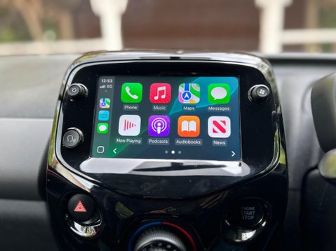 Peugeot 108 ALLURE 5