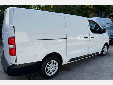 Vauxhall Vivaro 1.5 Turbo D 2900 Sportive Panel Van 6dr Diesel Manual L2 H1 Euro 6 (s/s) (1 12