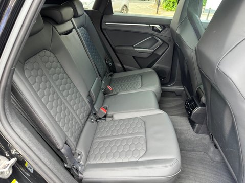 Audi RS Q3 RS TFSI QUATTRO VORSPRUNG 36