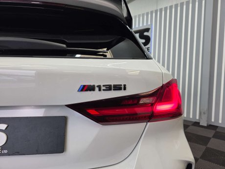 BMW 1 Series 2.0 M135i Hatchback 5dr Petrol Auto xDrive Euro 6 (s/s) (306 ps) 31