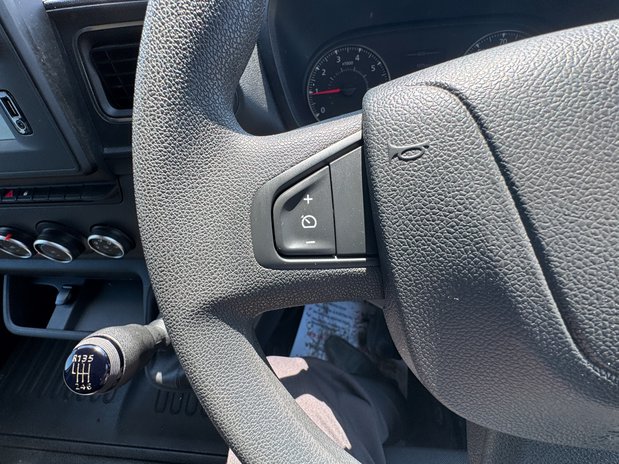 Nissan Interstar MWB L2H2 [SOLD KH] Medium Roof Air Con Nav Sensors EURO 6 17