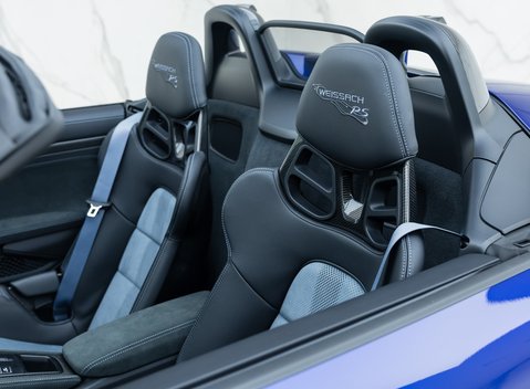 Porsche 718 Spyder RS 40