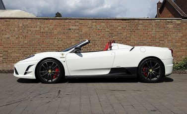 Ferrari 430 Scuderia Spider 16M 25