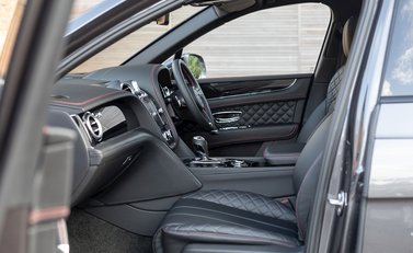 Bentley Bentayga V8 Diesel 16