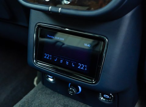 Bentley Bentayga V8 First Edition 20