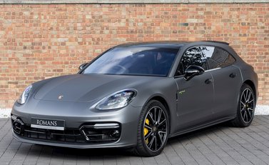 Porsche Panamera Turbo S E-Hybrid Sport Turismo 6