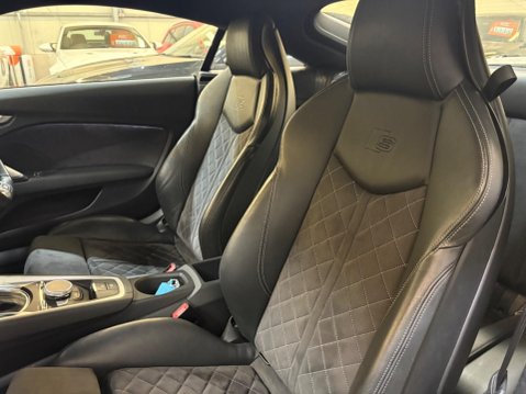 Audi TT 2.0 TFSI S line S Tronic quattro Euro 6 (s/s) 3dr 11