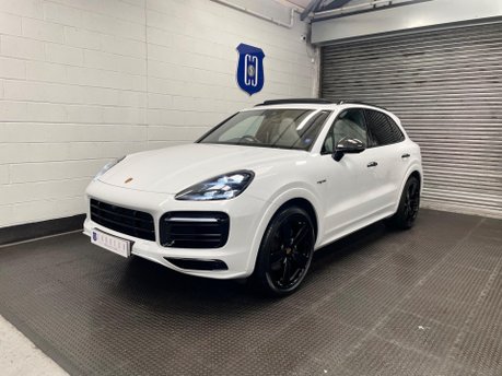 Porsche Cayenne 3.0 V6 E-Hybrid 17.9kWh Platinum Edition TiptronicS 4WD Euro 6 (s/s) 5dr (3