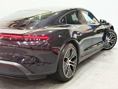 Porsche Taycan Performance Plus 93.4kWh Saloon 4dr Electric Auto RWD (476 ps) 23