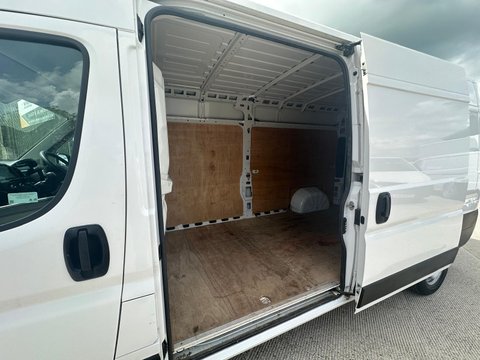 Fiat Ducato 35 P/V MULTIJET BUSINESS PRO 9